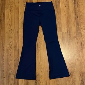 DSG Women’s Flare V Crossover Leggings Size Large